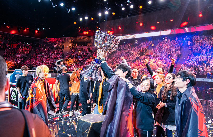 Verizon Announces Multi-year Partnership With Riot Games League Of ...