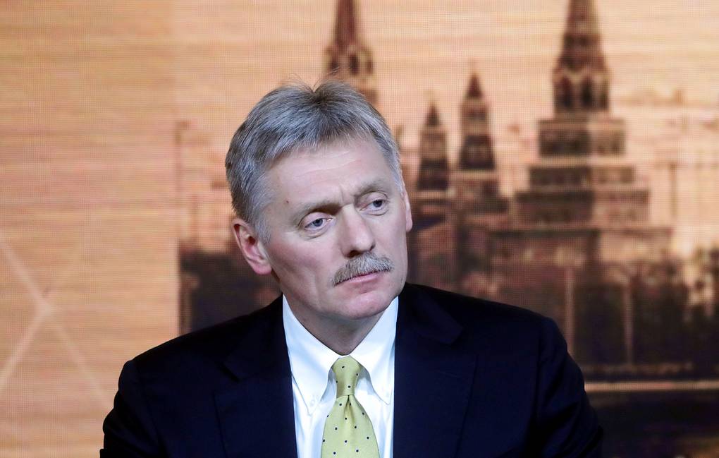 MOSCOW, RUSSIA - DECEMBER 19, 2019: Russia's Presidential Spokesman Dmitry Peskov attends the 15th annual end-of-year news conference by Russia's President Vladimir Putin at the World Trade Centre. Mikhail Metzel/TASS Ðîññèÿ. Ìîñêâà. Ïðåññ-ñåêðåòàðü ïðåçèäåíòà ÐÔ Äìèòðèé Ïåñêîâ íà áîëüøîé åæåãîäíîé ïðåññ-êîíôåðåíöèè ïðåçèäåíòà ÐÔ Âëàäèìèðà Ïóòèíà â Öåíòðå ìåæäóíàðîäíîé òîðãîâëè íà Êðàñíîé Ïðåñíå. Ìèõàèë Ìåòöåëü/ÒÀÑÑ