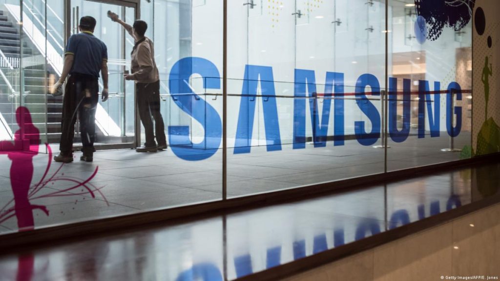 Samsung's estimated quarterly profit hit an 8-year low due to a decline in demand