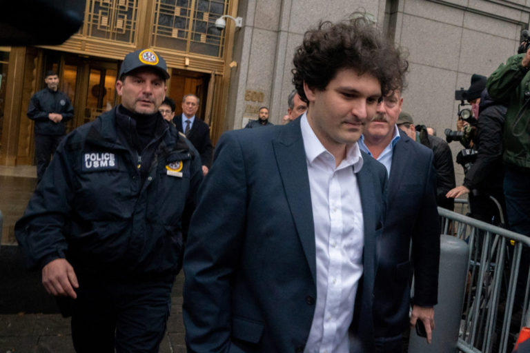 Former FTX Chief Executive Sam Bankman-Fried, who faces fraud charges over the collapse of the bankrupt cryptocurrency exchange, departs from his court hearing at Manhattan federal court in New York City, U.S. January 3, 2023. REUTERS/David Dee Delgado