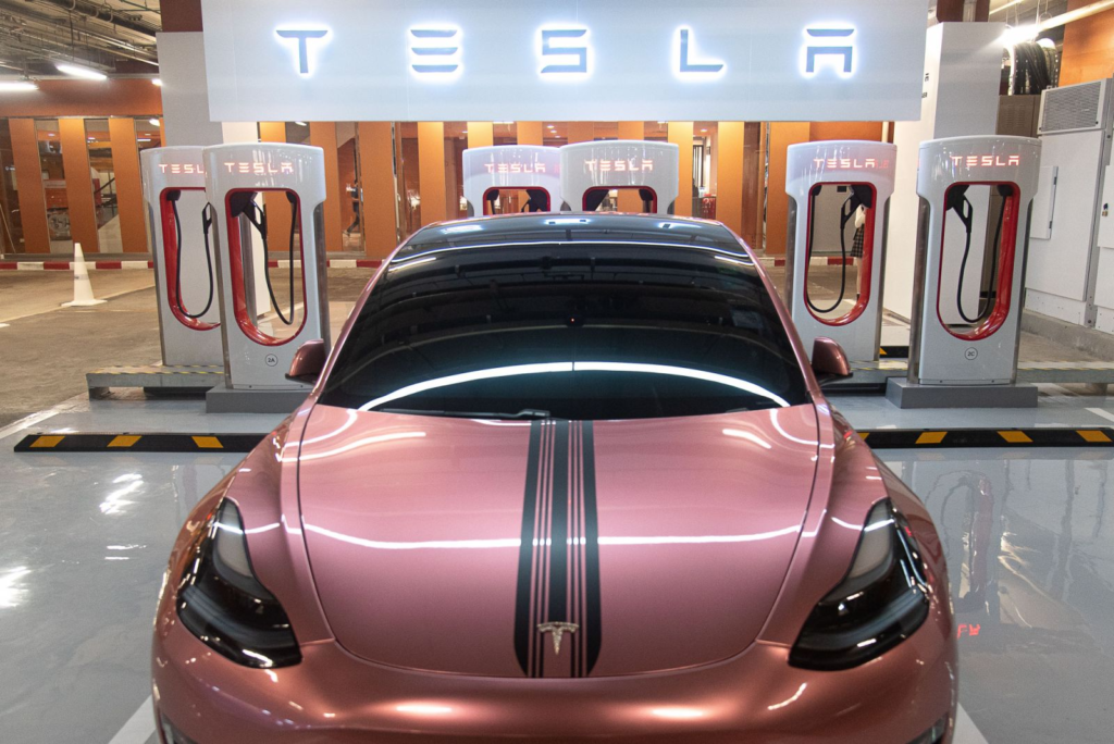 Tesla ranks poorly on protecting customers' data, report finds