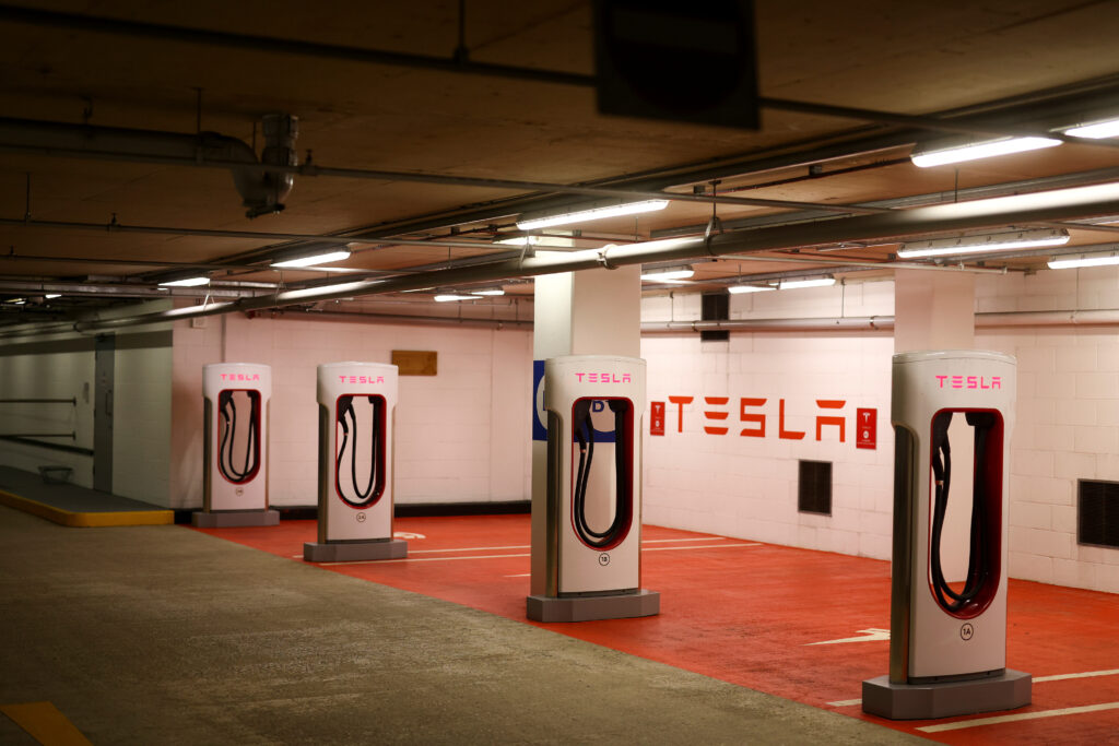 EG Group Acquires Tesla's Ultra-Fast Charging Units to Propel Electric Vehicle Charging Expansion in Europe