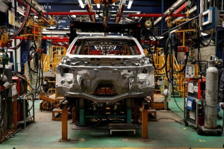 Global Auto Suppliers Race to Adapt as High Tariffs Loom Under Trump Presidency